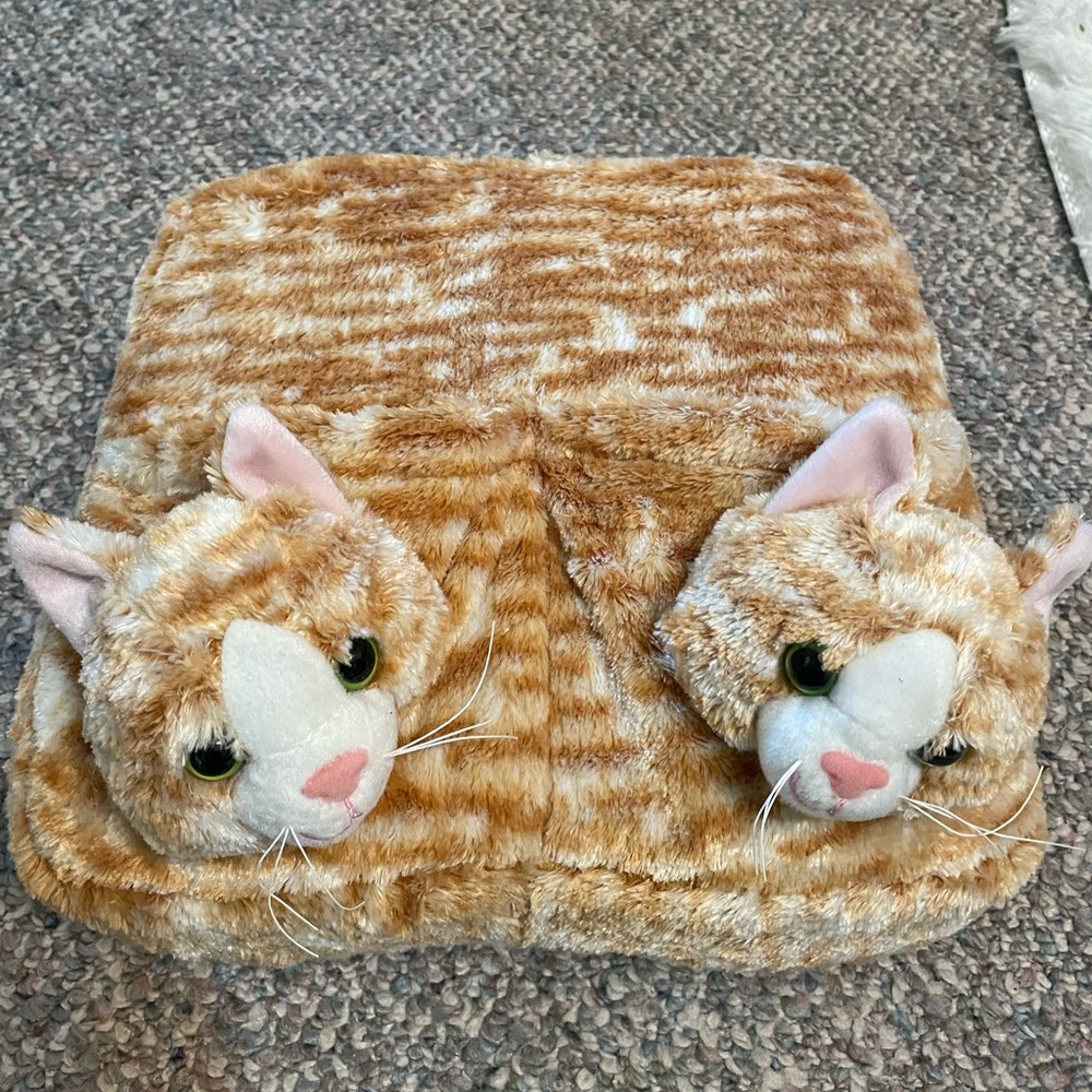Cat Plush Foot Massager